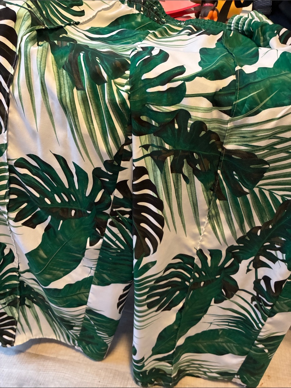 Worthington Green and White Palm-Print pants